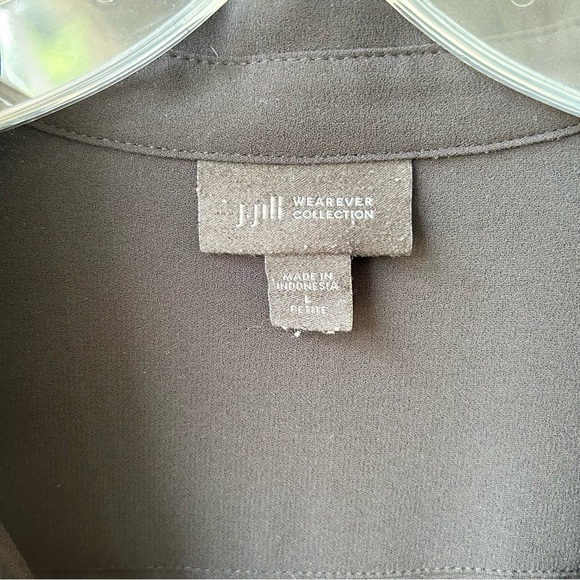 J Jill Wearever button down long sleeve drawstring hem blouse - Picture 3 of 7